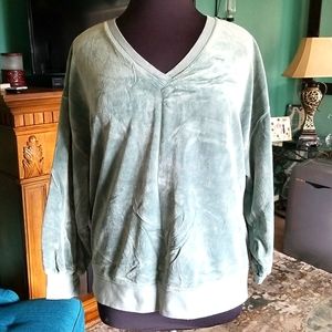 Peace Love World velour top 2X